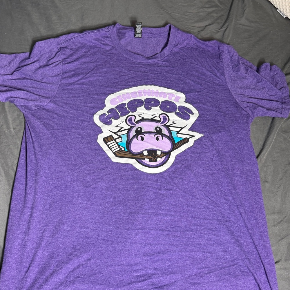 Cincinnati Hippos (Cyclones) Hockey T-Shirt